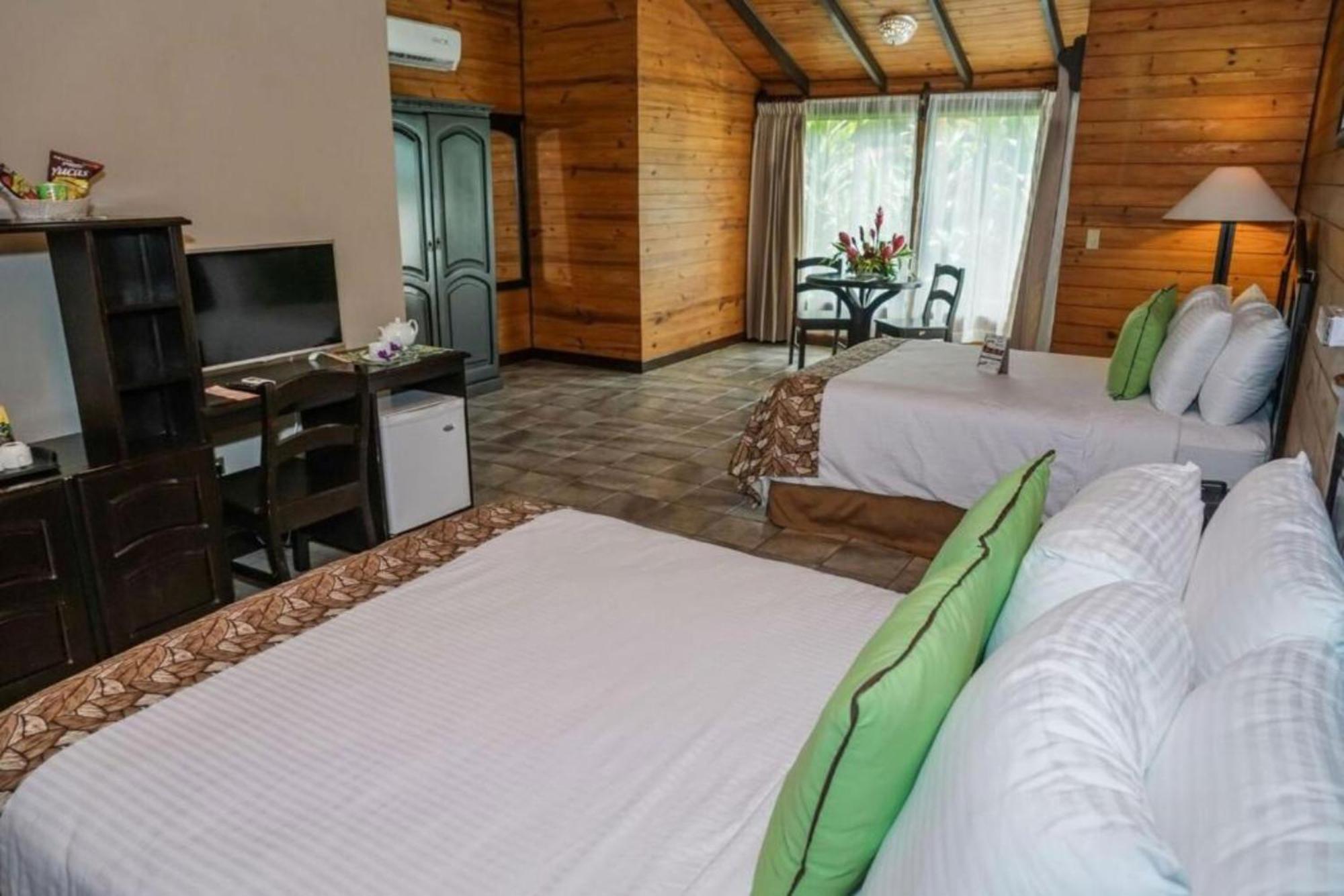 Montana De Fuego All Inclusive La Fortuna Room photo