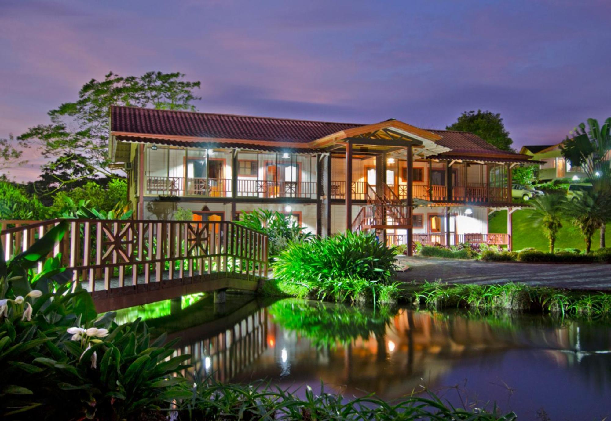 Montana De Fuego All Inclusive La Fortuna Room photo